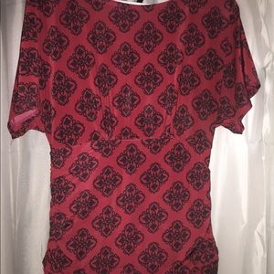 Silky fitted top